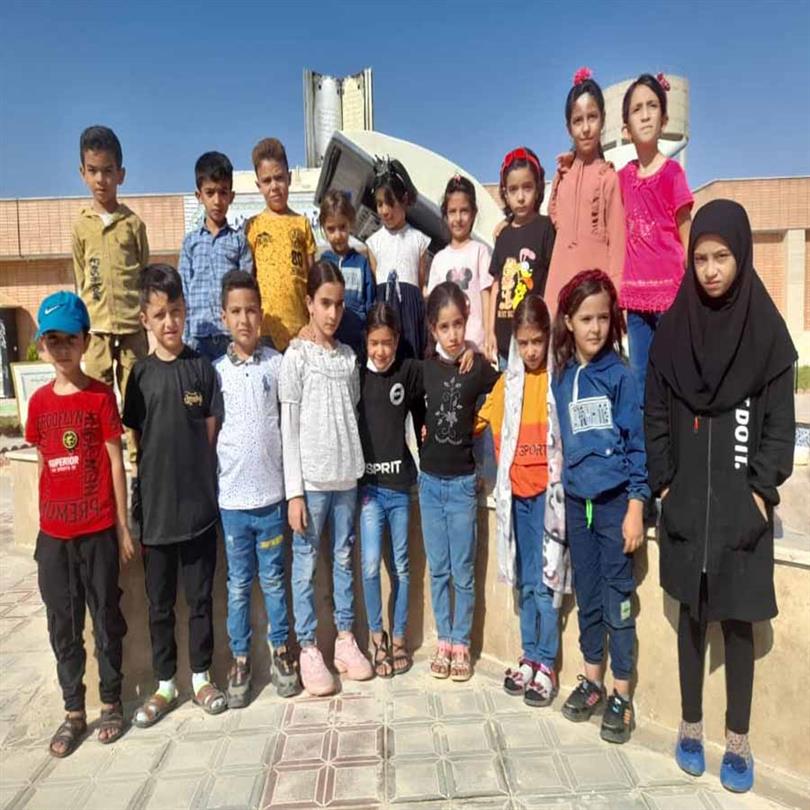 بازدید از کتابخانه